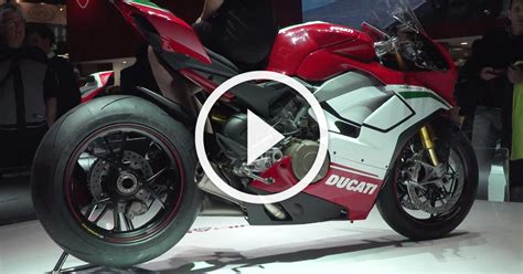 The tricolore paint scheme of the 1299 panigale r final edition is often used by ducati for its special models. Ducati Panigale V4 Special Edition - A c... | Visordown