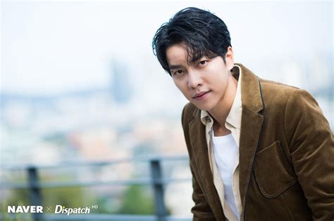 The next day as yang is about to announce that he is making peace with north korea, the building. 7 Drama Korea yang Dibintangi Lee Seung Gi, Sudah Nonton?