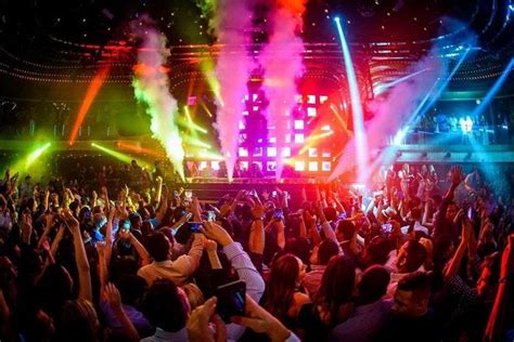 Best Clubs In Vegas Where To Dance On The Strip