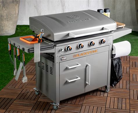 Blackstone Proseries 4 Burner 36 Griddle Cooking Station With Hood