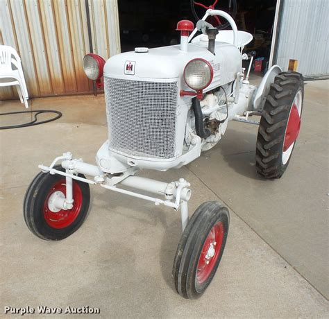 1950 Farmall Cub Demonstrator Tractor In Pomona Ks Item Dk9373 Sold