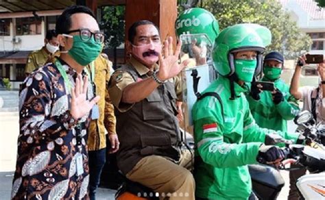 Pemilihan sopir teladan atau smart. Cpns Sopir Driver Solo / Lowongan Kerja Sma Smk D3 S1 Pt Bank Bri Persero Seluruh Indonesia ...