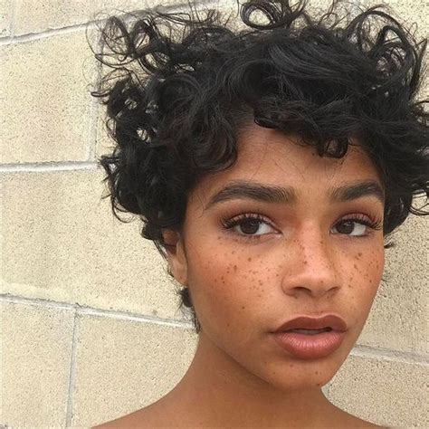 Uyesurana Sweet Freckles And Curly Hair Tumblr Pics