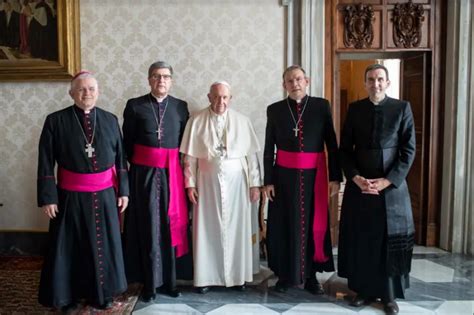 Pope Francis Tells Frances Catholic Bishops Hell Meet Authors Of
