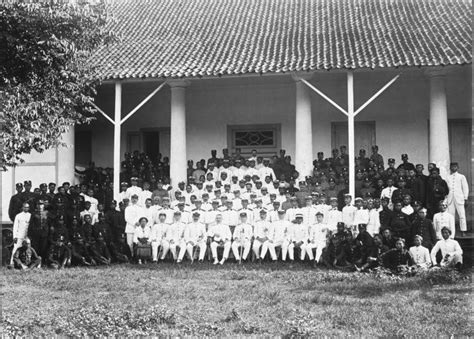 Kumpulan Foto Foto Polisi Jaman Kolonial Hindia Belanda