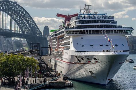 Video Sydneys Opt Gets New Gangways Cruise Passenger