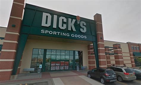 Dicks Sporting Goods Pulling All Guns From Some Locations