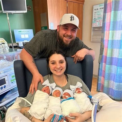 A True Miracle Couple Welcomes Beautiful Rare Quadruplets Two Sets