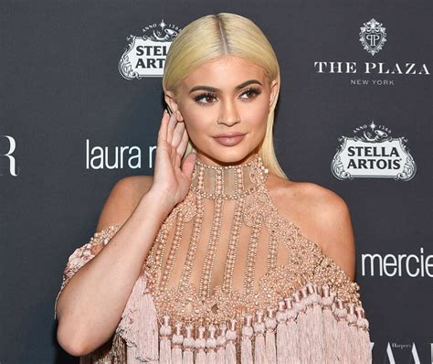 Kylie Jenner Recreated Christina Aguilera’s “dirrty” Video Look And She Nailed It So Hard