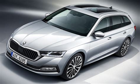 Škoda superb will support you with numerous safety assistants, simply clever features and the škoda superb drives as dynamically as it looks. 2021 New Skoda Superb Price And Review - Image Inspiration
