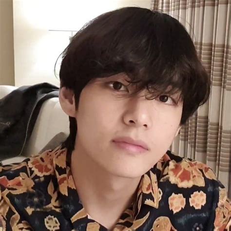 On Twitter Bare Faced Kim Taehyung An Ethereal Thread Kim