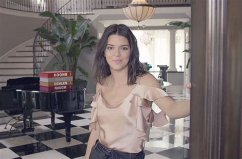 Exclusive Kendall Jenner Answers 73 Questions For Vogue Aol