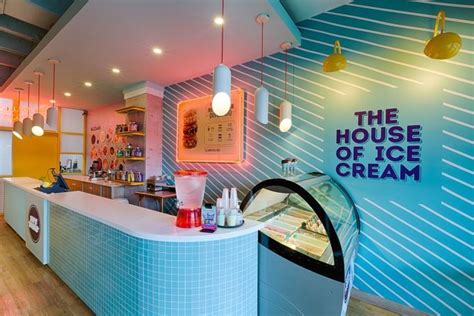 Vibrant Frozen Yogurt Shops In 2021 Frozen Yogurt Shop Yogurt Shop