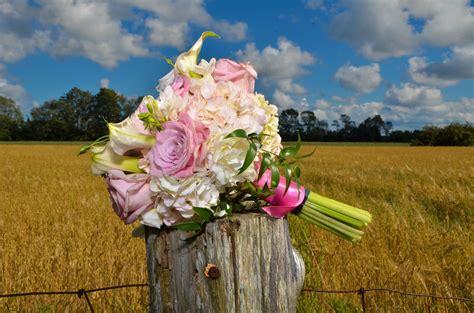 Buy lily artificial wedding bouquets and get the best deals at the lowest prices on ebay! Soft pink roses, white calla lilies, hydrangeas. | Wedding ...