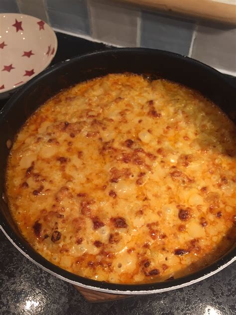 Years ago i had a campbells soup cookbook with a red and white cover, it had a great recipe for baked mac & cheese and it had among the ingredients a can of cream of celery soup.it was fantastic! Cauliflower and Pancetta Macaroni Cheese | Food blog ...