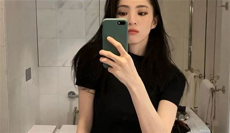Han So Hee Stuns Fans With New Photo Showing Part Of Her Tattoo And Her