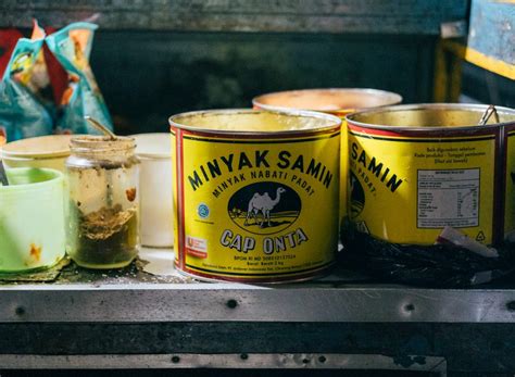 Tempat ini juga sudah diperluas dari tangerang hingga. Nasi Goreng Gila Liem Dharmawangsa - Manual Jakarta