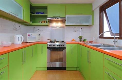 Bentuk kitchen set minimalis yang mengikuti panjang ruang membuat dapur ini terasa sangat menghemat tempat, dan fleksibel untuk diterapkan pada berbagai bentuk ruang. 5 Inspirasi Dapur Minimalis Bentuk U Terbaru | Desain ...