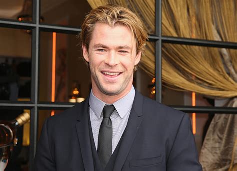 Chris Hemsworth Named People Magazines Sexiest Man Alive