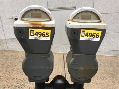 Загрузите этот контент (nyc parking meter and alternate side parking notification) и используйте его на iphone, ipad или ipod touch. No more searching for coins curbside with Halifax's new ...