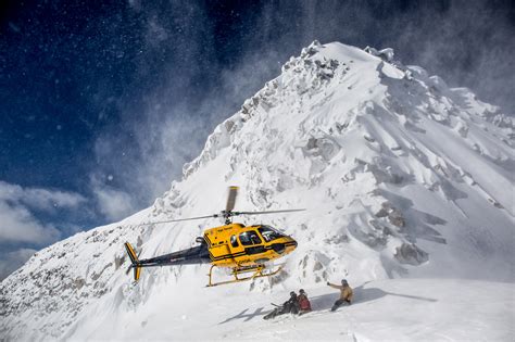 Discover The Best Bc Cat Skiing And Heli Skiing