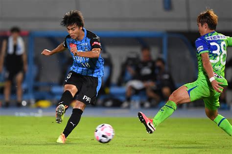 麻生グラウンドでのトレーニングの様子をお伝えします。 #川崎フロンターレ #jリーグ ※映像内、「見学エリア」にいるのは報道関係者の皆様です。 一般の皆様の練習見学は、新型コロナウイルス感染予防対策および拡散防止のため中止としておりま. 三笘薫の画像 - 原寸画像検索