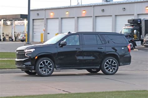 2021 Chevrolet Tahoe Rst On The Street Live Photo Gallery Gm Authority