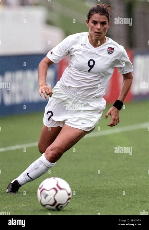Us Soccer Star Mia Hamm Stock Photo Alamy