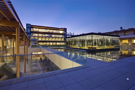 Kravis Center At Claremont Mckenna College Bernards Architecture
