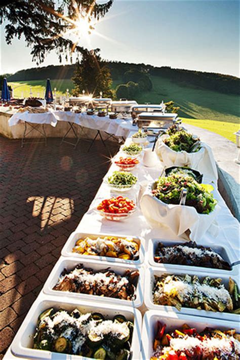 Unser haus ist aus allen richtungen hervorragend über die a7 oder a66 zu erreichen und daher ebenso für einen kurzen urlaub oder. Gastronomie und Restaurants in der Rhön | Restaurants ...