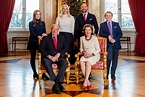 Norway's Royal Family Releases New Christmas Portrait | PEOPLE.com