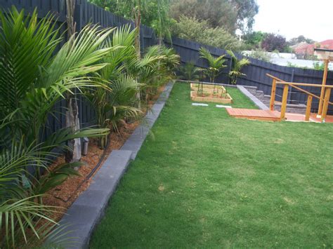 Landscaping your own backyard has become very popular of late. Backyard Landscaping Ideas for Beginners and Some Factors ...