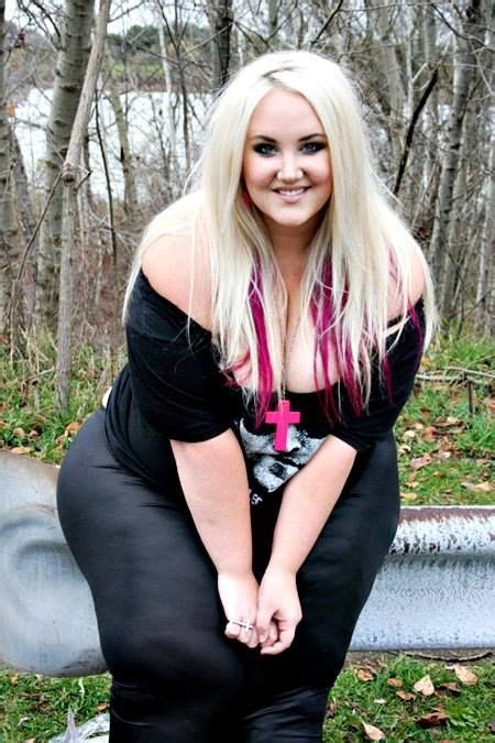 111 Best Beautiful Curvy Women Candidsselfies Images