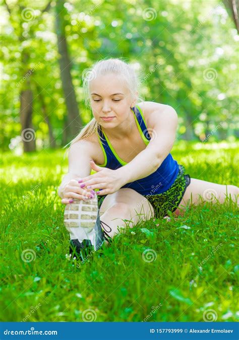 Sporty Woman Warm Up Before A Morning Workout Stock Image Image Of