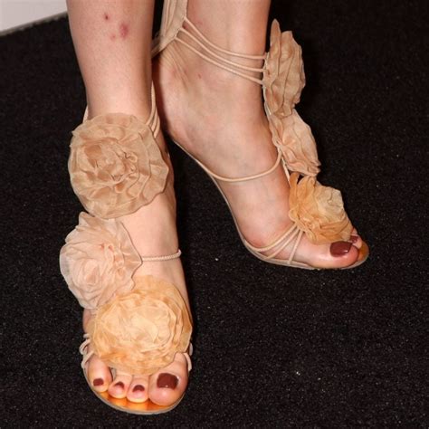 30 Celebs With Ugly Feet Crusty Toes And Nasty Toenails