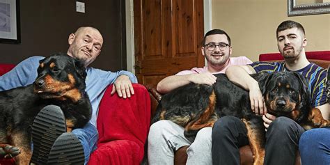 Gogglebox Star Tom Malone Sr Strips In Jaw Dropping Video