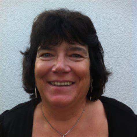 Das 20 jahre existiert zudem der bremische jugendserver jugendinfo.de und seit 10 jahren residiert die jugendbildungsstätte auf dem stadtwerder. Martina Hoburg - Verwaltungsfachangestellte ...