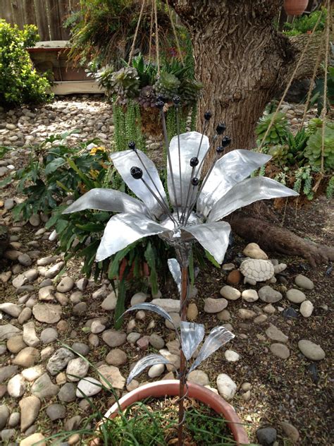 Metal Sculpture Of A Lilly Flower By Martismetalcreations On Etsy