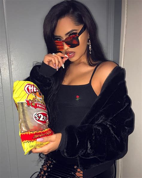 ♕pinterest Irissisabel♕ Insta Baddie Instagram Baddie Karla Jara Sunglasses For Your Face