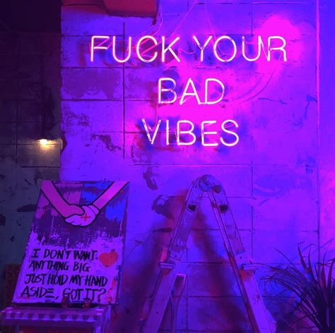 Fk Bad Vibes Neon Sign Neón Estético Fondos De Escritorio De Neón