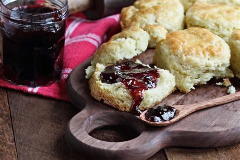 Scone Vs Biscuit What S The Difference Foods Guy