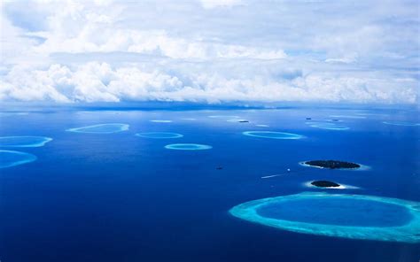 15 Of The Worlds Most Beautiful Islands Beautiful Islands Beautiful