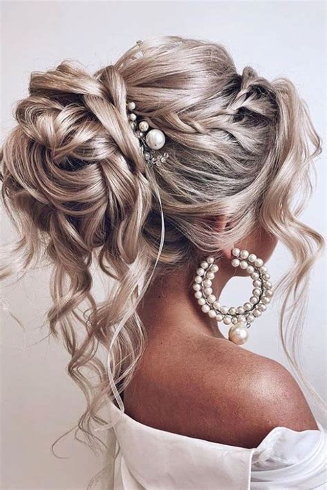 The Ultimate Guide To Naturally Curly Hair Society19 Bridesmaid Hair Wedding Hairstyles