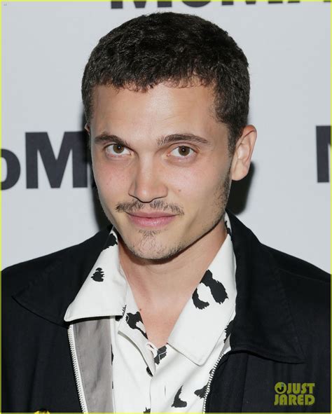 Karl Glusman S Love Movie Climbs Netflix Charts Here S What He Said About The Explicit Sex