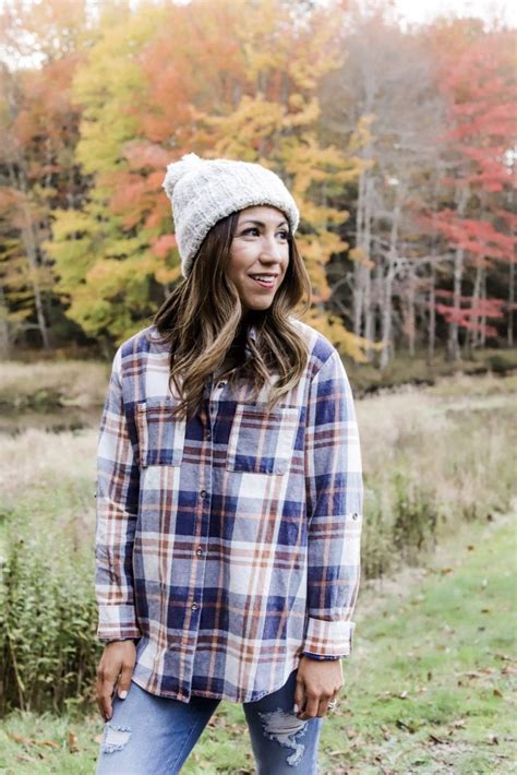 The Leo Collection Has A Classic Plaid Flannel Top Plaid Washed Button