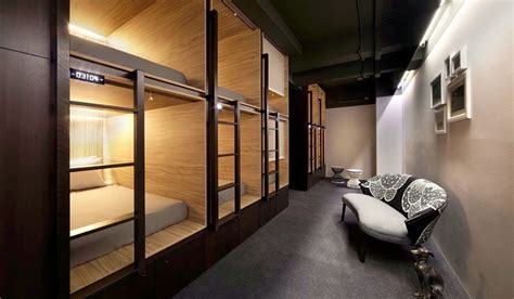 In 2011, ever since the first capsule hotel (xitai capsule hotel) opened, capsule hotels have dotted the maps of yunnan, congqing, jinan, xi'an, and hainan cities. Capsule Hotels (overseas) | Feature Articles | capsuleinn.com