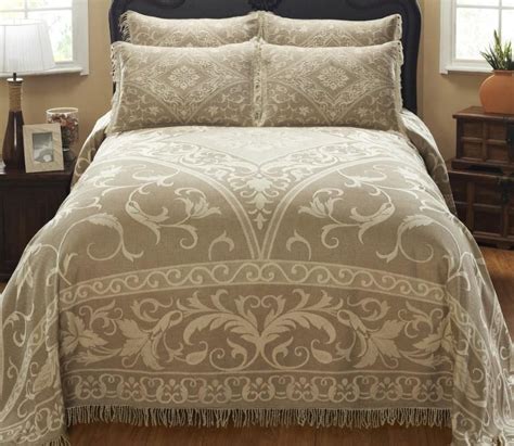 Sears has comforters that are stylish and cozy. SADE WOVEN BEDSPREAD QUEEN LINEN