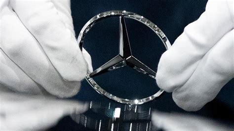 Daimler Beteiligt Sich An Batteriezellen Hersteller Acc Tagesschau De