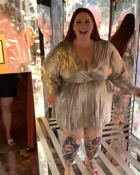 Https Instagram Com P B Z Kpjnah Tess Holliday Munster Plus Size Model Famous People