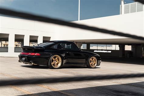 Porsche 993 Turbo On Hre 527s Gallery Wheels Boutique